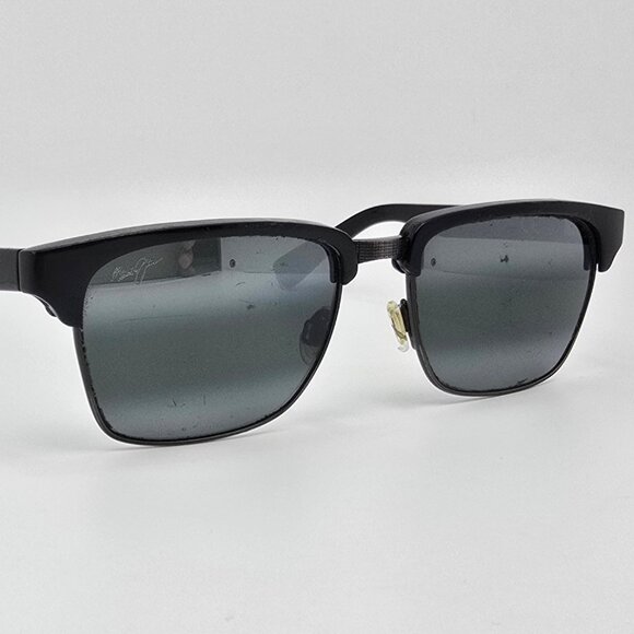 Maui Jim MJ-257-17C Kawika Black Frame Polarized Gray Gradient Lens Sunglasses - Picture 5 of 16